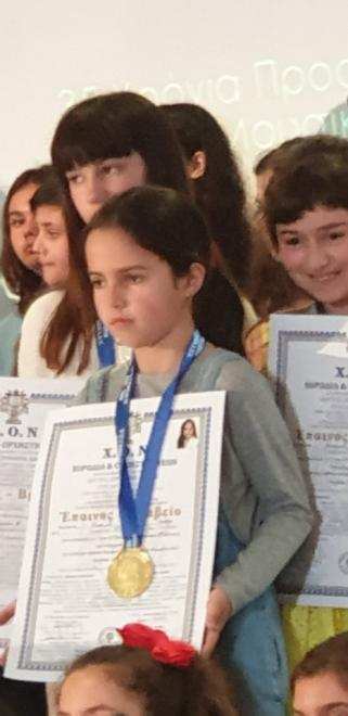 alexandra-8-eton-piano-vraveio-1juniorsclub
